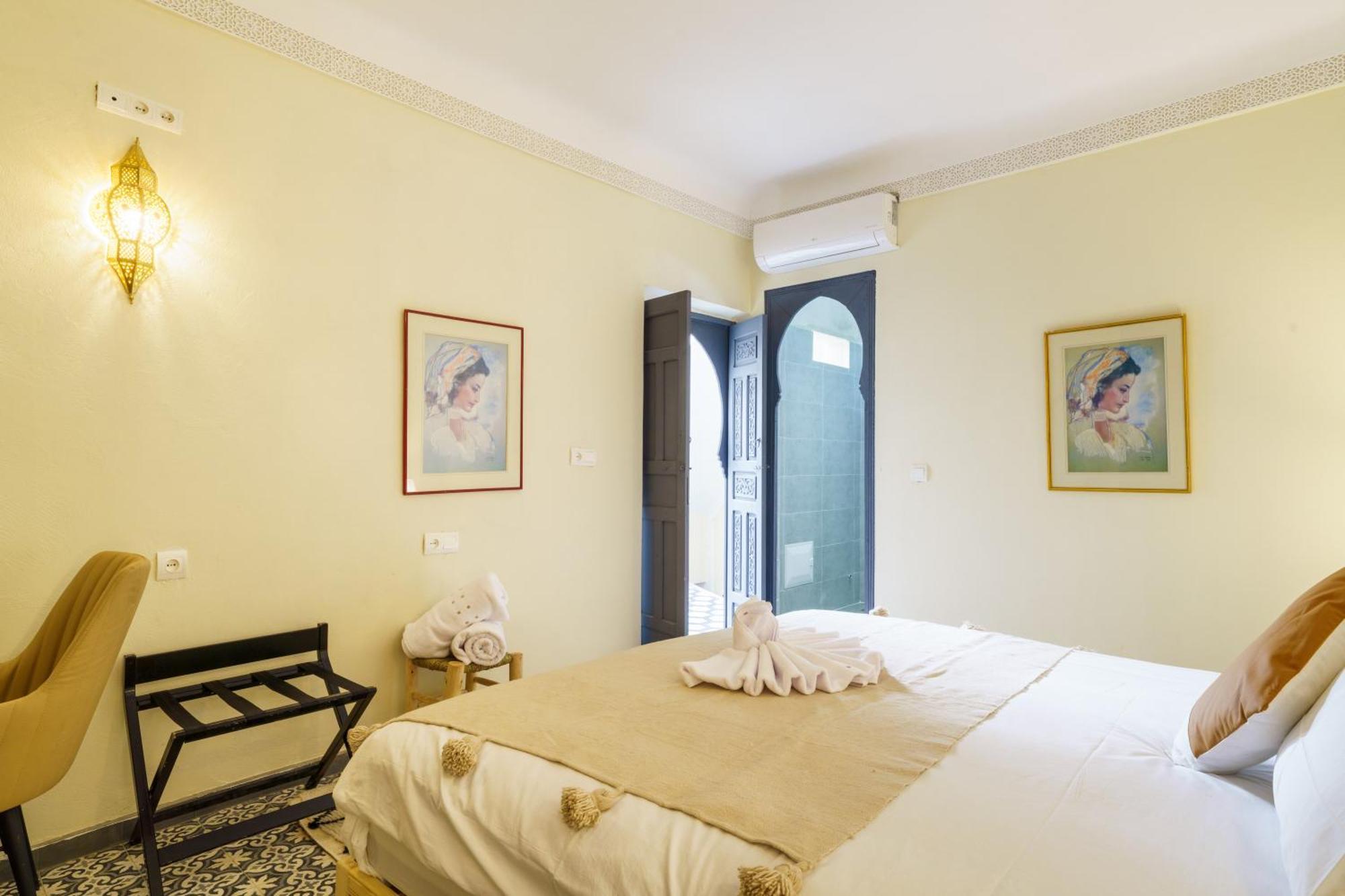4 - Piscine & Petit Dejeuner Gratuit - Wifi Fibre Optique Holiday home Marrakesh